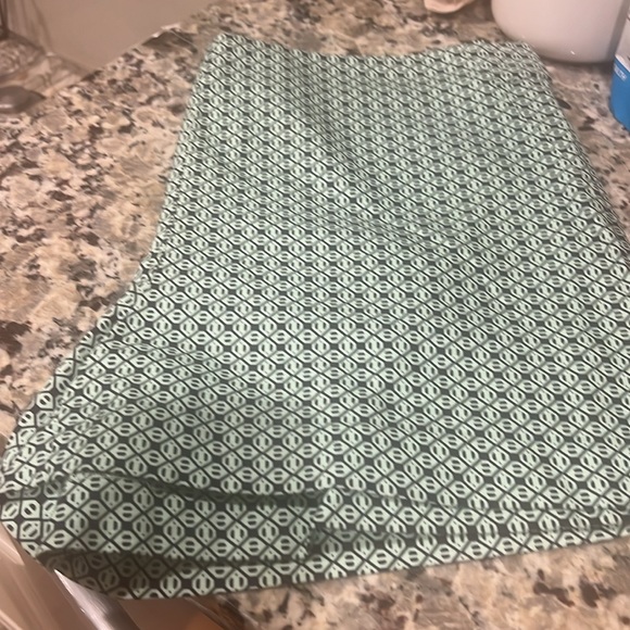 NWT banana republic shorts - Picture 2 of 3